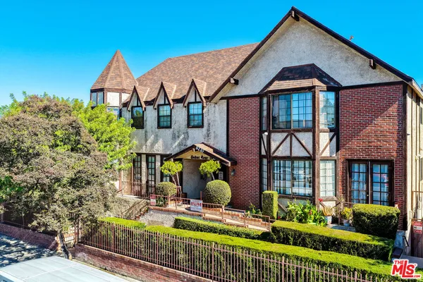 $399,900 | 9210 Van Nuys Boulevard, Unit 11, Panorama City, CA 91402