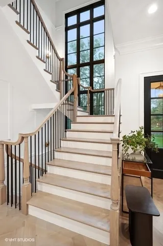 a view of entryway and hall