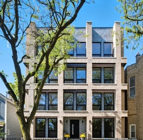 $1,689,000 | 1646 North Orchard Street, Unit 2, Chicago, IL 60614