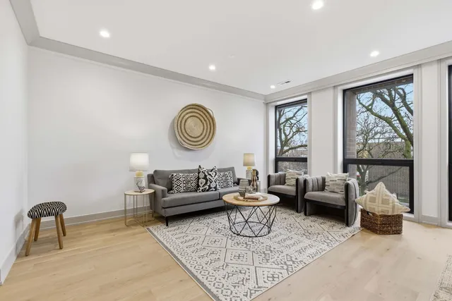 $1,689,000 | 1646 North Orchard Street, Unit 2, Chicago, IL 60614