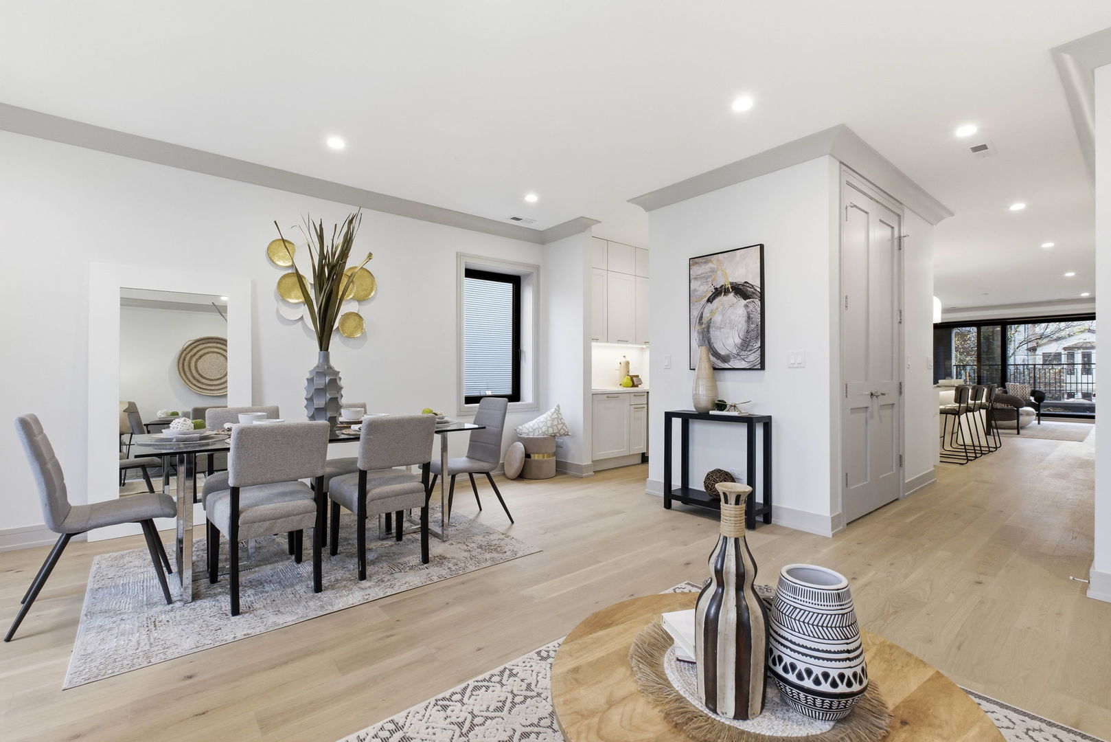 1646 North Orchard Street, Unit 2 Chicago, IL 60614 - Photo 19 of 32