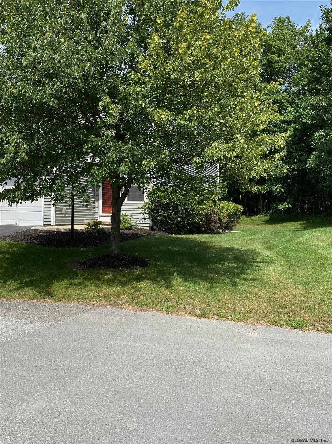 136 Harvard Road Colonie, NY 12189 - Photo 3 of 25 Photo 3