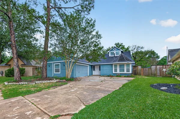 $2,450 | 12307 Gambit Drive, Stafford, TX 77477