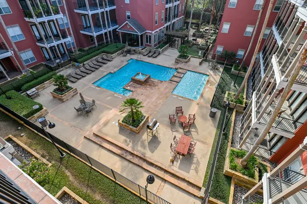 $2,550 | 2400 McCue Road, Unit 443, Houston, TX 77056