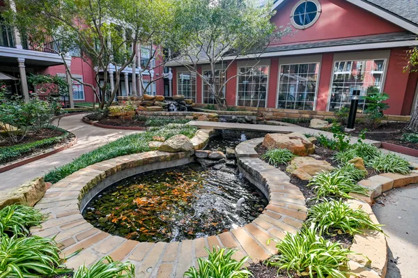 $2,550 | 2400 McCue Road, Unit 443, Houston, TX 77056