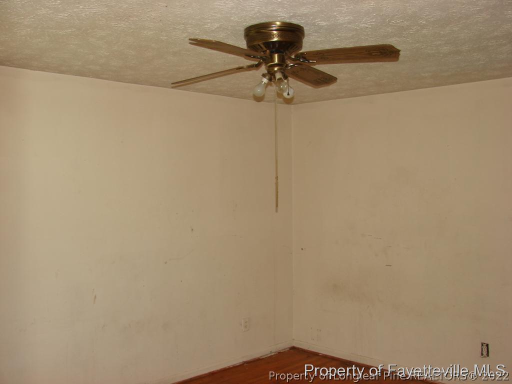 980 Carroll Store Road Autryville, NC 28318 - Photo 17 of 17 a view of a small space