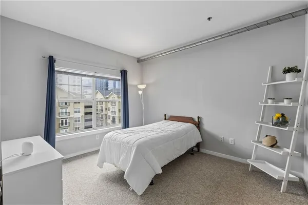 $225,000 | 800 Peachtree Street Northeast, Unit 1517, Atlanta, GA 30308