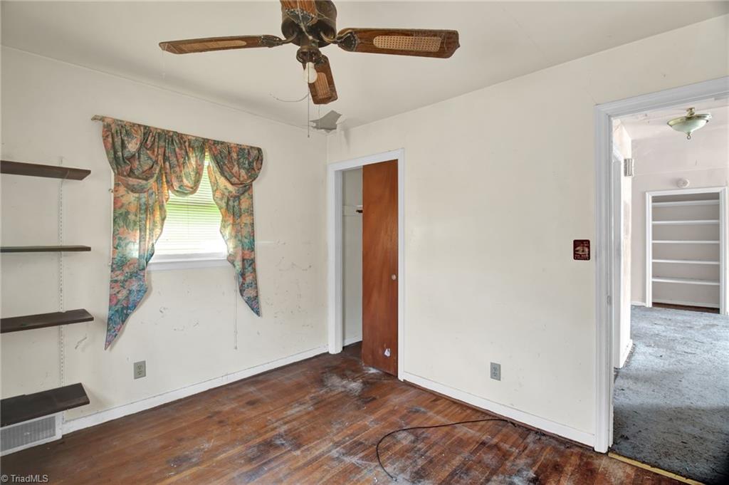 2507 Woodruff Avenue High Point, NC 27265 - Photo 22 of 27