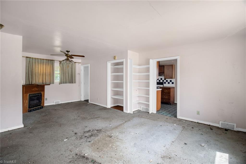 2507 Woodruff Avenue High Point, NC 27265 - Photo 6 of 27