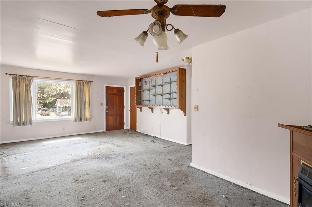 2507 Woodruff Avenue High Point, NC 27265 - Photo 9 of 27