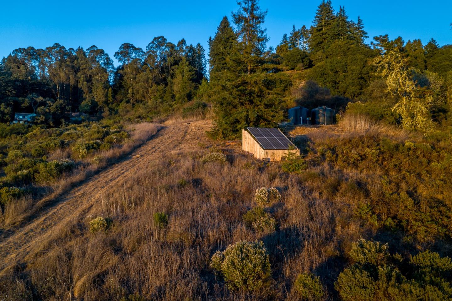 0 Hecker Pass Road Watsonville, CA 95076 - Photo 13 of 25 a view of a yard