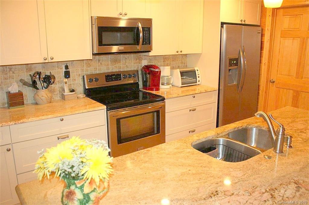 63 Foxden Road Mars Hill, NC 28754 - Photo 14 of 38 Gallery Image 14