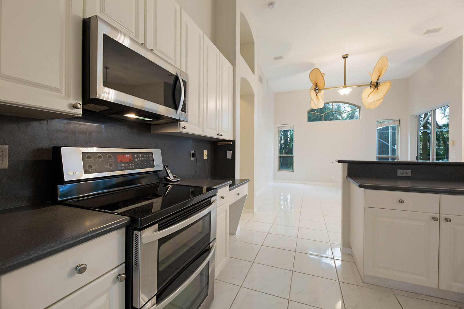 10372 Lexington Estates Boulevard Boca Raton, FL 33428 - Photo 21 of 30 27_10372_Lexington_Estates_Blvd_27_of_30