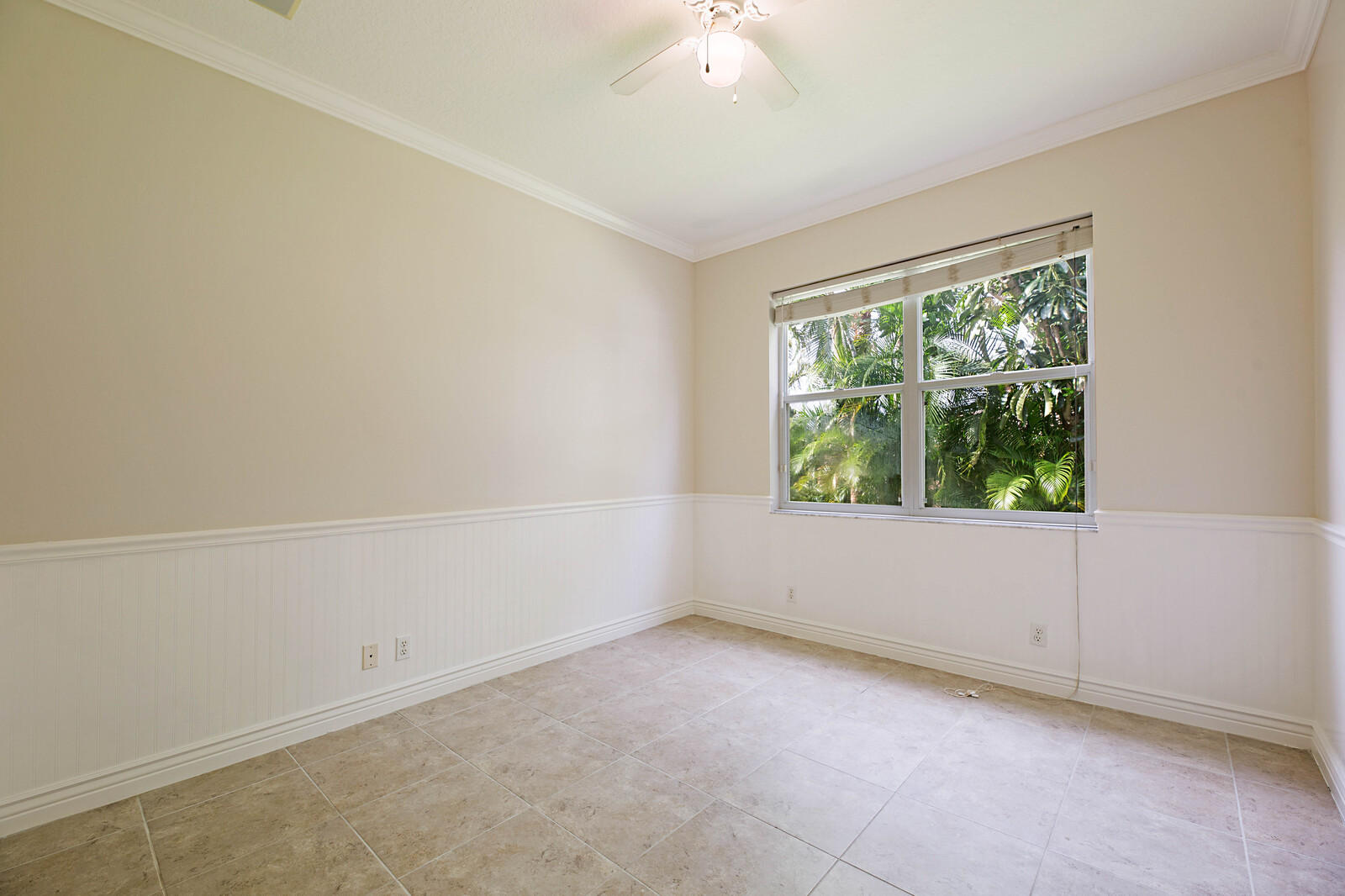 10372 Lexington Estates Boulevard Boca Raton, FL 33428 - Photo 7 of 30 06_10372_Lexington_Estates_Blvd_5_of_30_