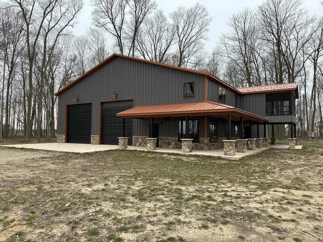 $897,000 | 7270 Highway 110, Argos, IN 46501