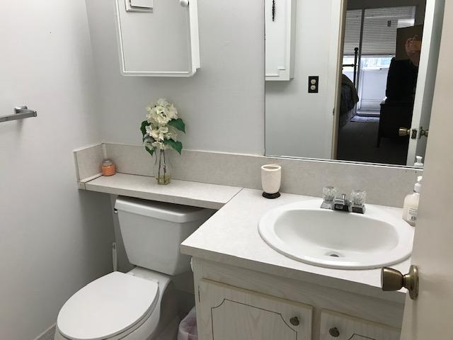 138 Dorset D, Unit D Boca Raton, FL 33434 - Photo 4 of 6 IMG_1983
