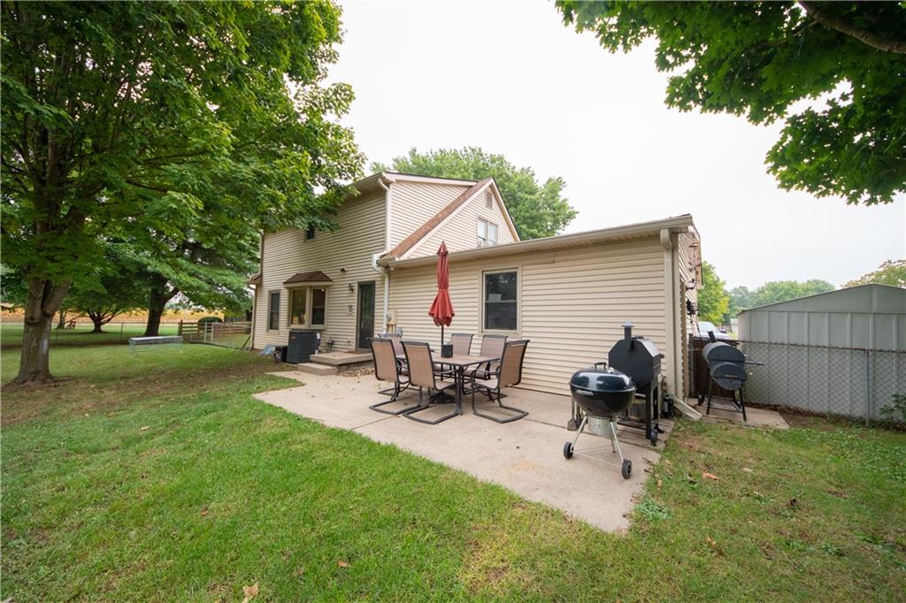 702 Riverside Court Columbus, IN 47203 - Photo 32 of 34 Gallery Image 32