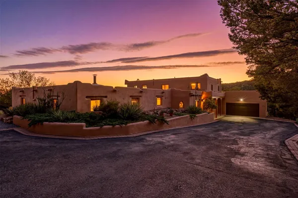$1,475,000 | 32 Overlook Road, Santa Fe, NM 87505