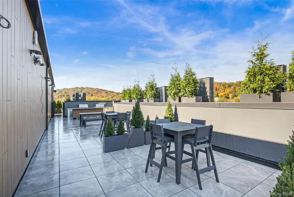 $6,250 | 70 Memorial Plaza, Unit 409, Pleasantville, NY 10570