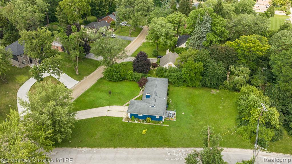 176 Barrington Road Bloomfield Hills, MI 48302 - Photo 36 of 41