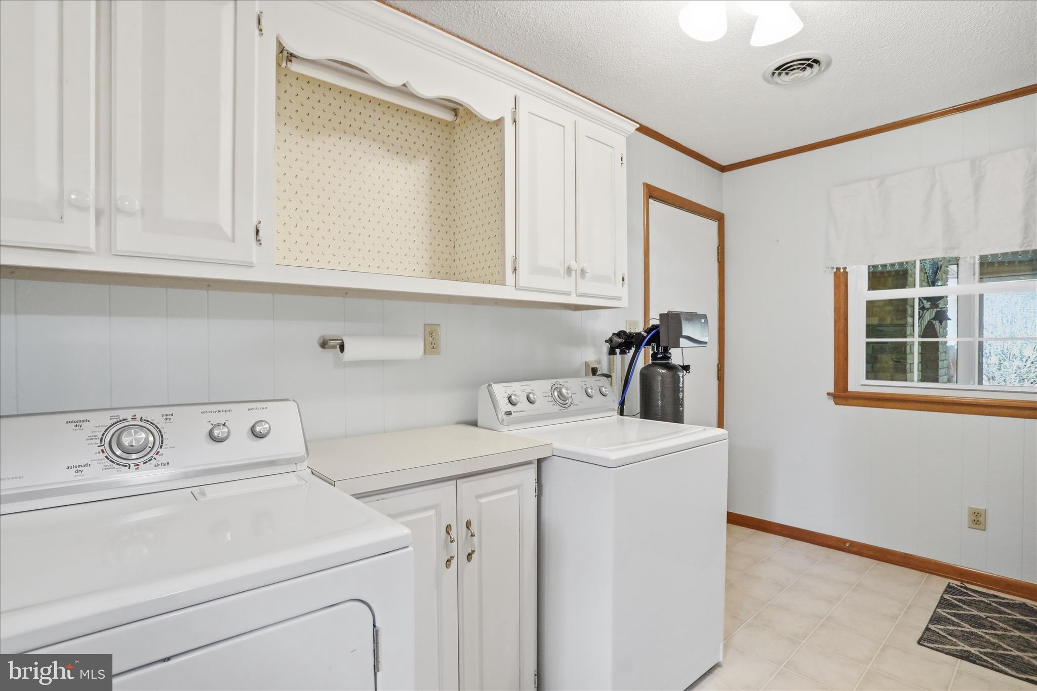 20 Minnick Road Inwood, WV 25428 - Photo 35 of 50 Laundry area with storage closet