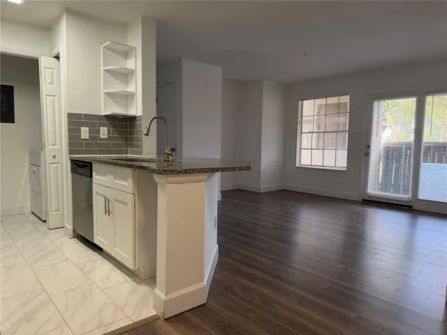 $1,600 | 236 Afton Square, Unit 111, Altamonte Springs, FL 32714