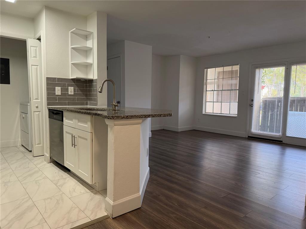 236 Afton Square, Unit 111 Altamonte Springs, FL 32714 - Photo 5 of 44