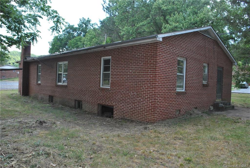 1863 Lake Logan Road Canton, NC 28716 - Photo 2 of 16