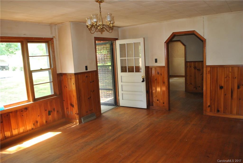 1863 Lake Logan Road Canton, NC 28716 - Photo 5 of 16
