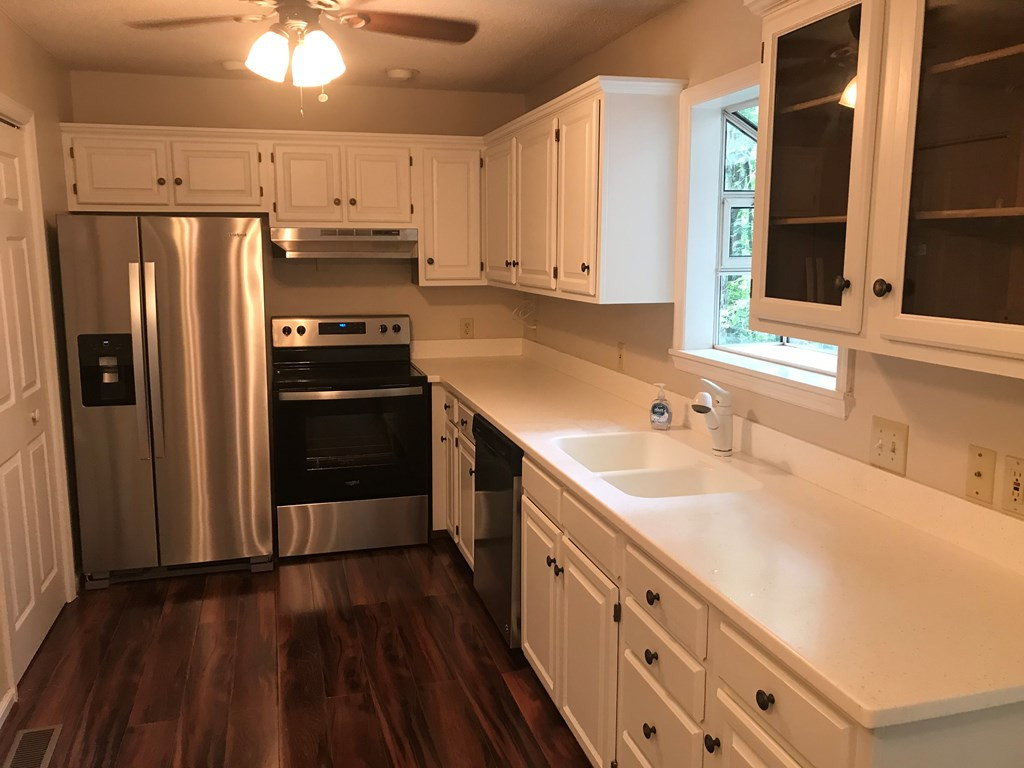 174 Rhett Drive McCormick, SC 29835 - Photo 3 of 18