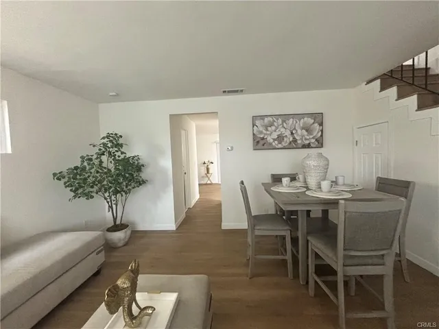$624,000 | 1705 East 111th Place, Los Angeles, CA 90059