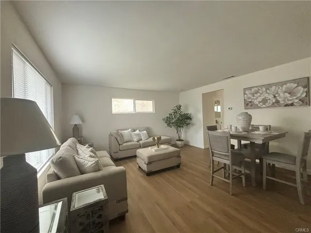 $624,000 | 1705 East 111th Place, Los Angeles, CA 90059