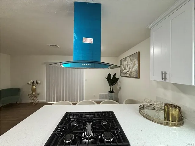 $624,000 | 1705 East 111th Place, Los Angeles, CA 90059