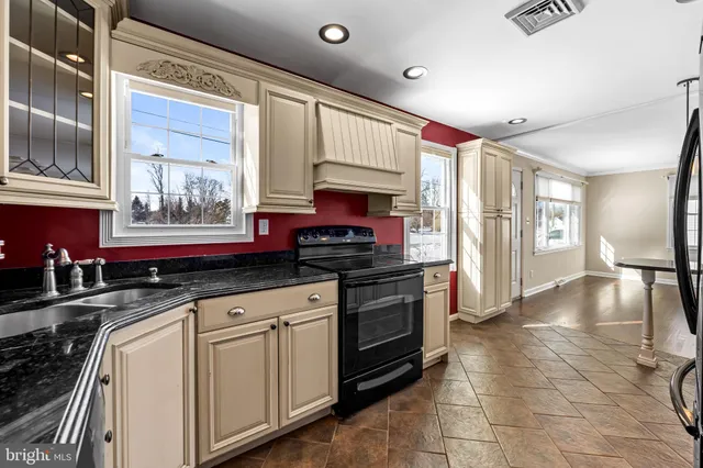 $2,300 | 925 Waters Avenue, Fallston, MD 21047