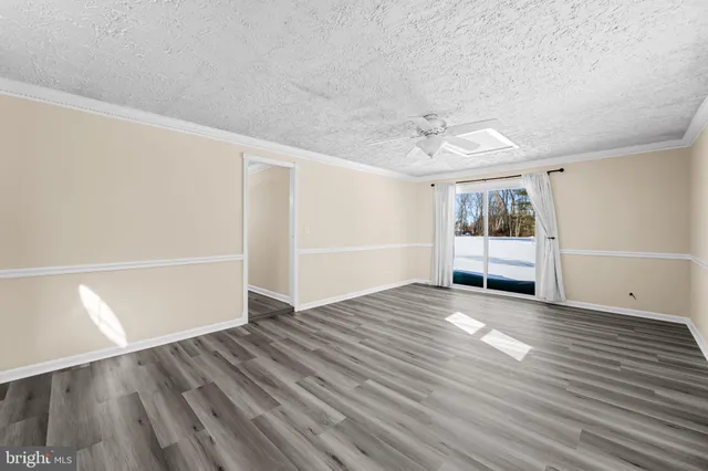 $2,300 | 925 Waters Avenue, Fallston, MD 21047