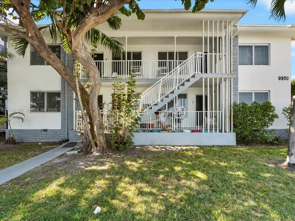 $4,200,000 | 9950 East Bay Harbor Drive, Bay Harbor Islands, FL 33154
