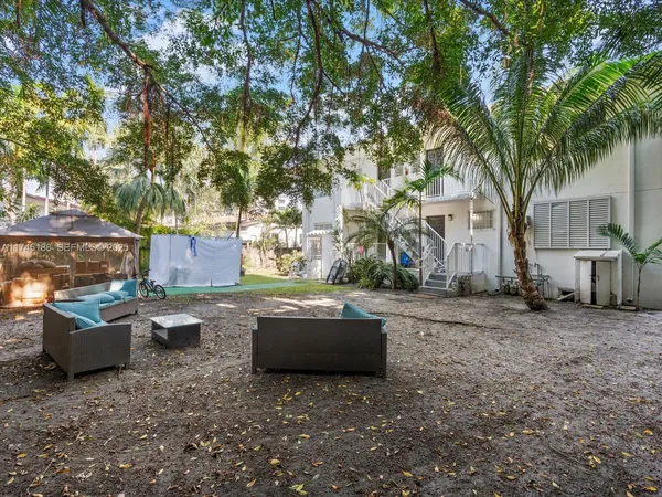 $4,200,000 | 9950 East Bay Harbor Drive, Bay Harbor Islands, FL 33154