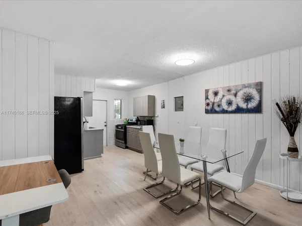 $4,200,000 | 9950 East Bay Harbor Drive, Bay Harbor Islands, FL 33154