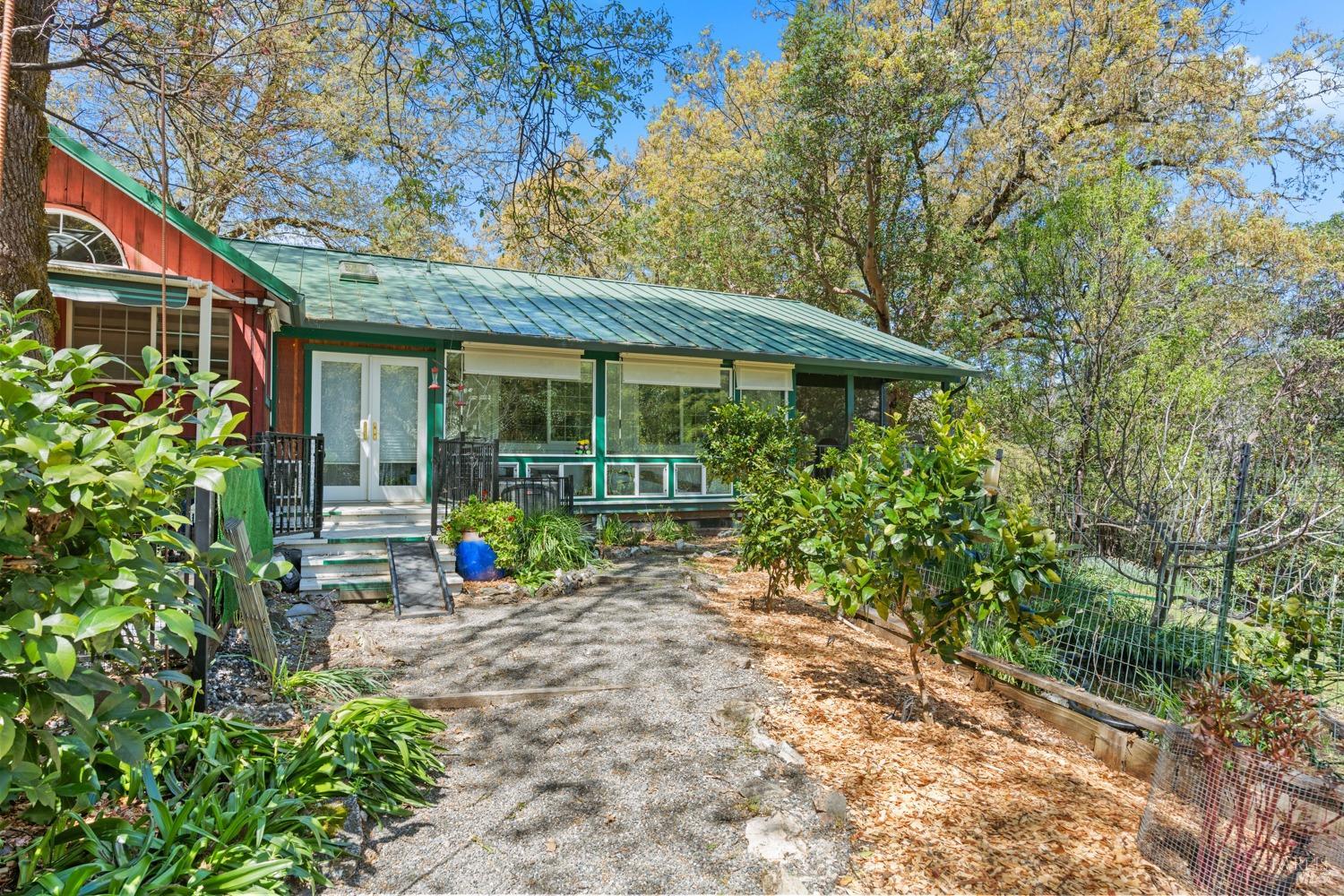 201 Pine Ridge Road Ukiah, CA 95482 - Photo 1 of 1 Gallery Image 1