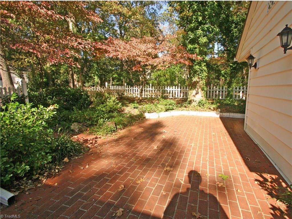 1188 Huntingdon Road Winston-Salem, NC 27104 - Photo 19 of 21 Gallery Image 19