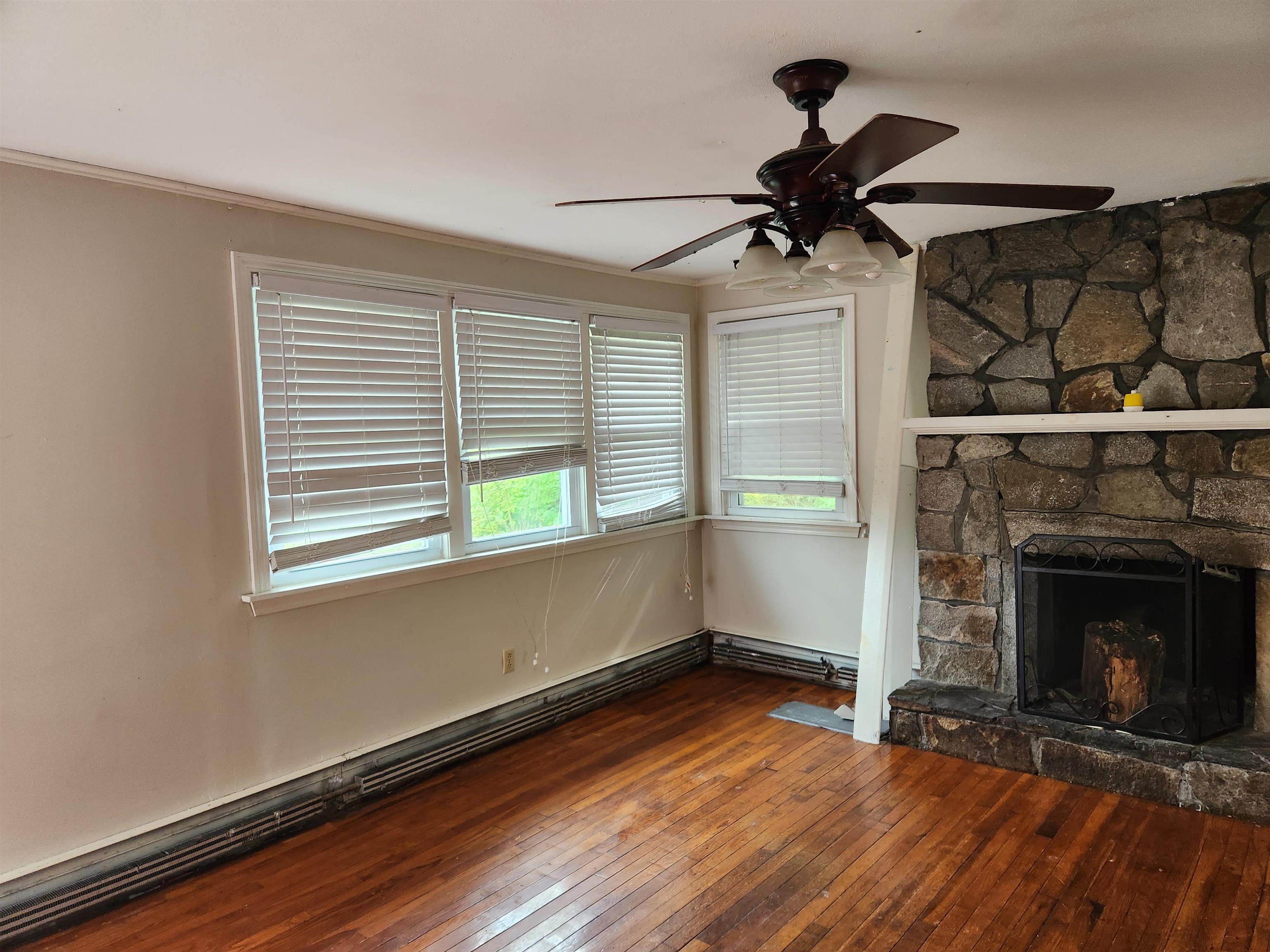 285 River Road Claremont, NH 03743 - Photo 6 of 8 Gallery Image 6