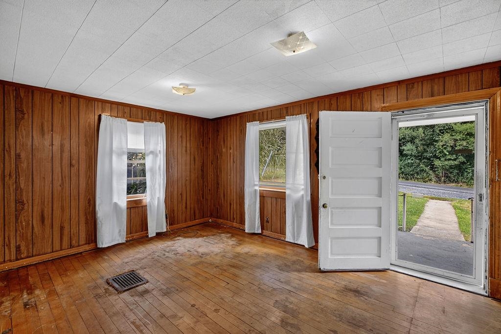 134 Maury Mill Road Verona, VA 24482 - Photo 5 of 36 Gallery Image 5