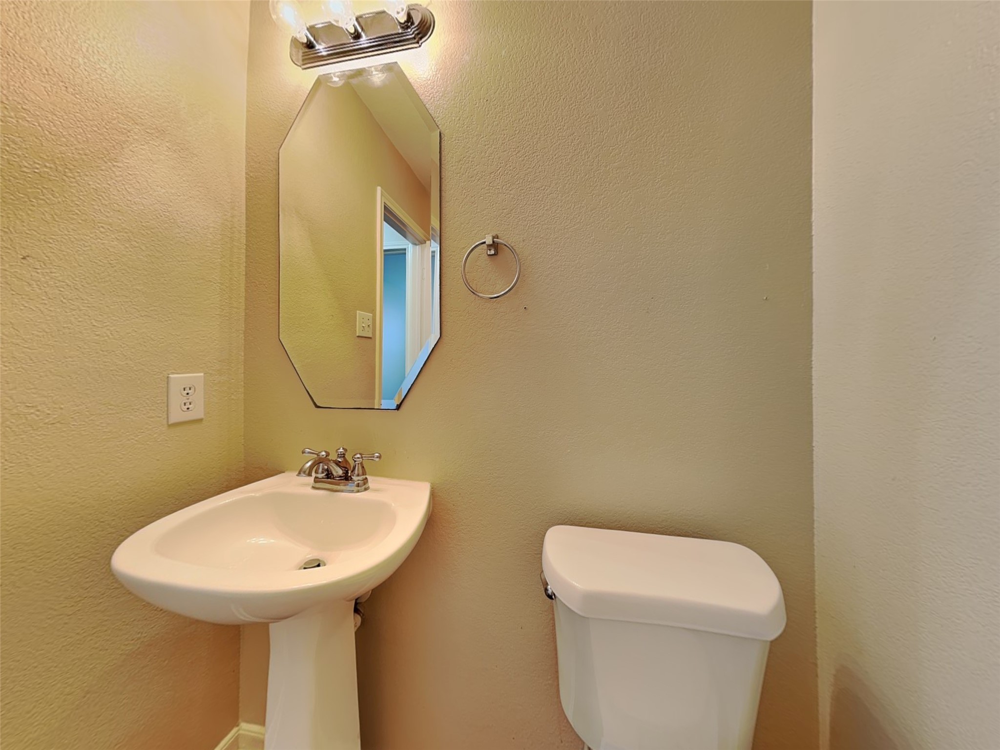 6326 Bright Bloom Lane Spring, TX 77379 - Photo 8 of 22