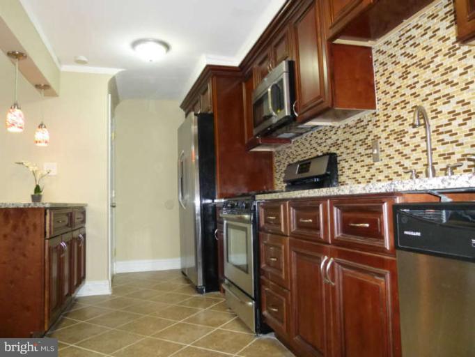 1536 Clairidge Road Baltimore, MD 21207 - Photo 6 of 12 Kitchen