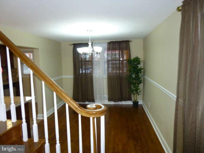1536 Clairidge Road Baltimore, MD 21207 - Photo 7 of 12 Dining Room