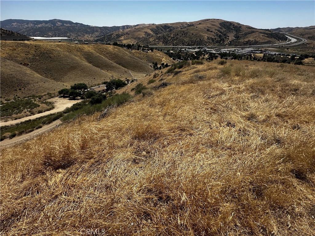 6 Chimney Canyon Road Lebec, CA 93243 - Photo 5 of 12 Gallery Image 5