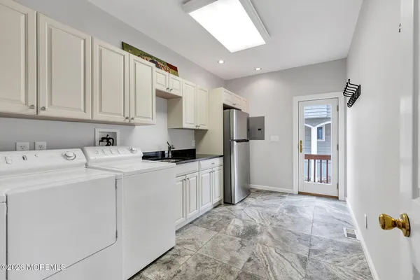 $3,100,000 | 1107 Barnegat Lane, Mantoloking, NJ 08738