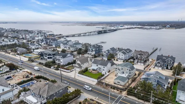 $3,100,000 | 1107 Barnegat Lane, Mantoloking, NJ 08738