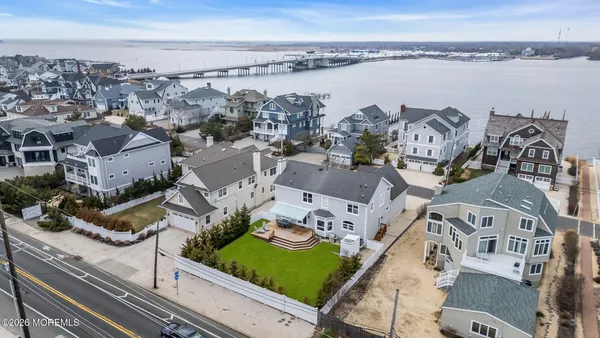 $3,100,000 | 1107 Barnegat Lane, Mantoloking, NJ 08738