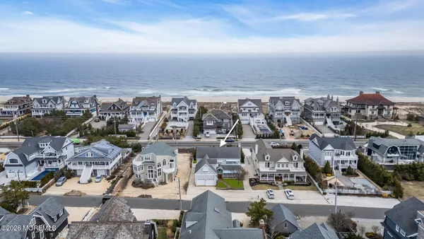 $3,100,000 | 1107 Barnegat Lane, Mantoloking, NJ 08738